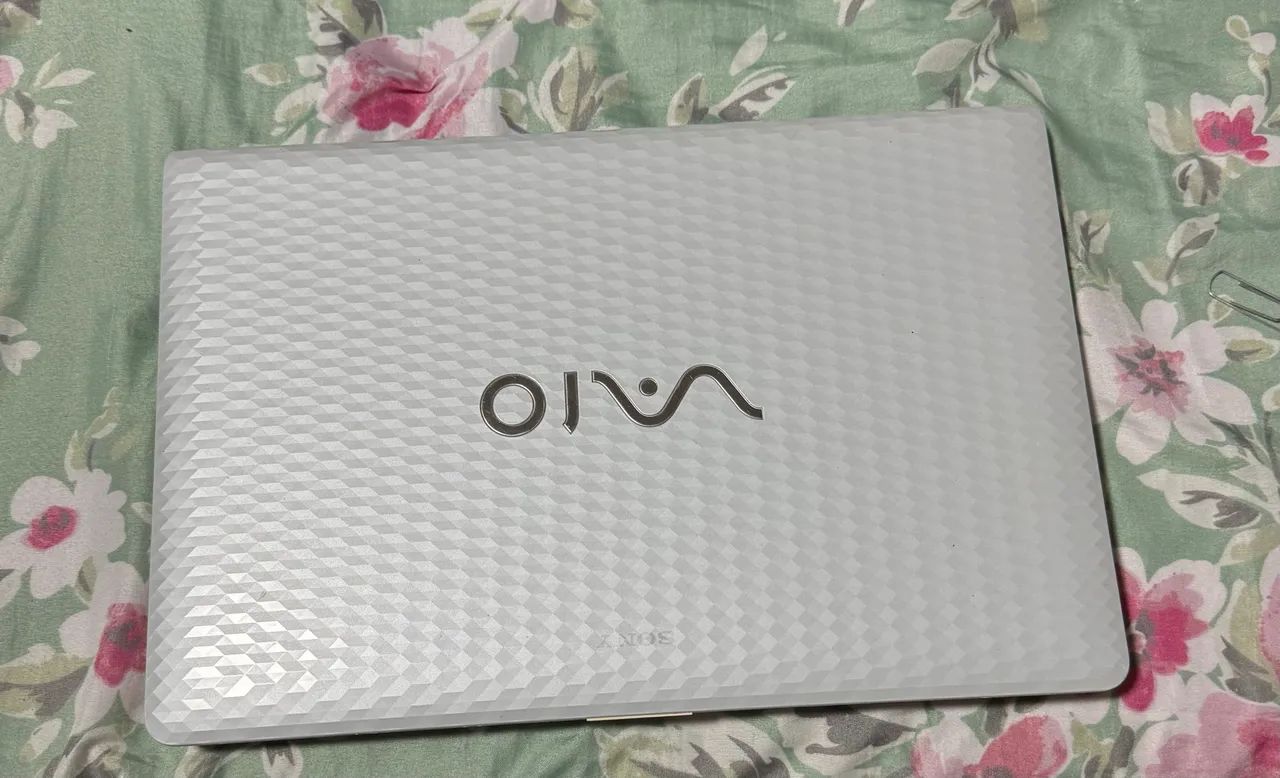 NOTEBOOK FUNCIONAL / VENDO COMO CARCAÇA