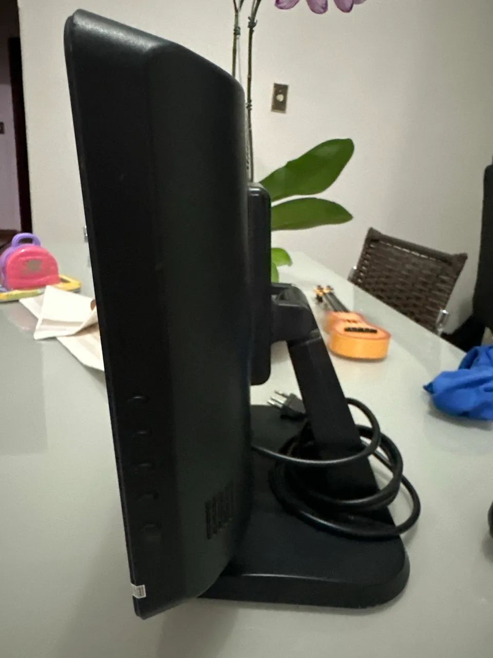 Monitor pequeno  - Foto 5