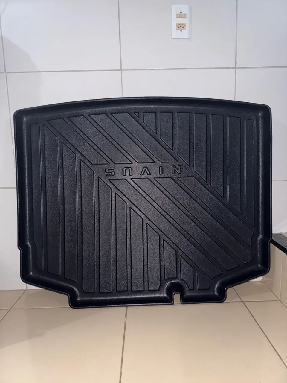 Nivus 2023 - 2025 - Tapete bandeja protetor de porta malas