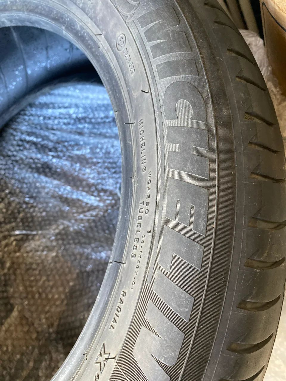 Pneu 225/55/18 - Foto 2