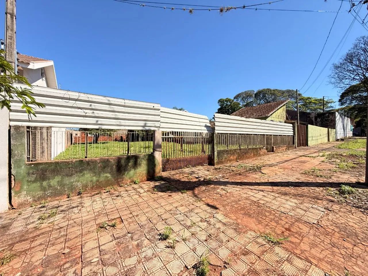Terreno à venda em Maringá, Zona 04, com 624.8 m² - Foto 2