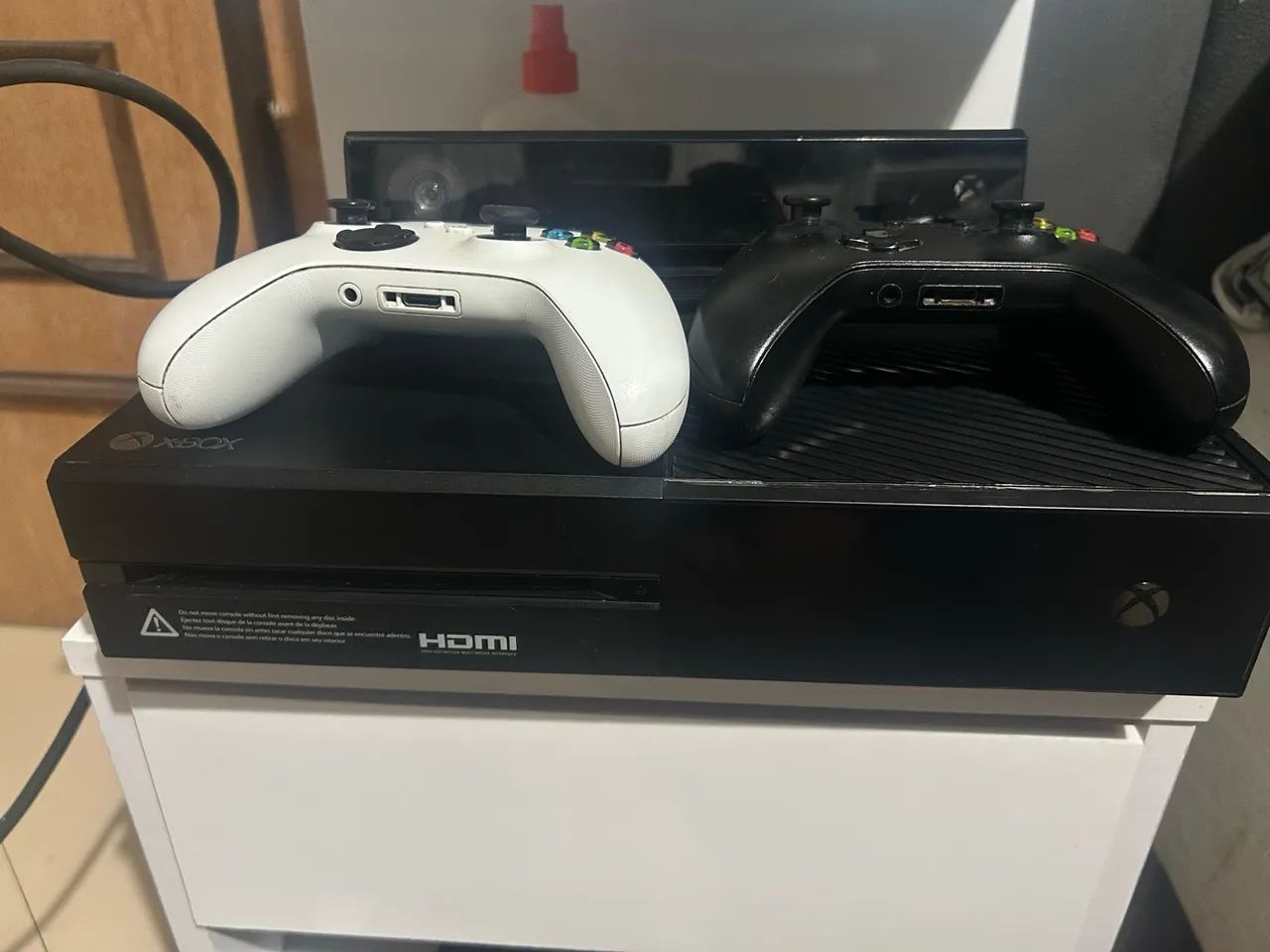 ? XBOX ONE + KINECT + 2 CONTROLES - COMPLETO! ?