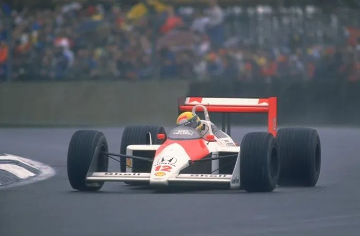 MINI GT | McLaren MP4/4 Senna | Lacrado - Foto 2