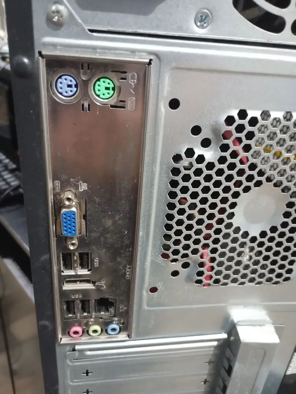 Computador CPU i3 HD de 1 TB memória 4GB - Foto 5