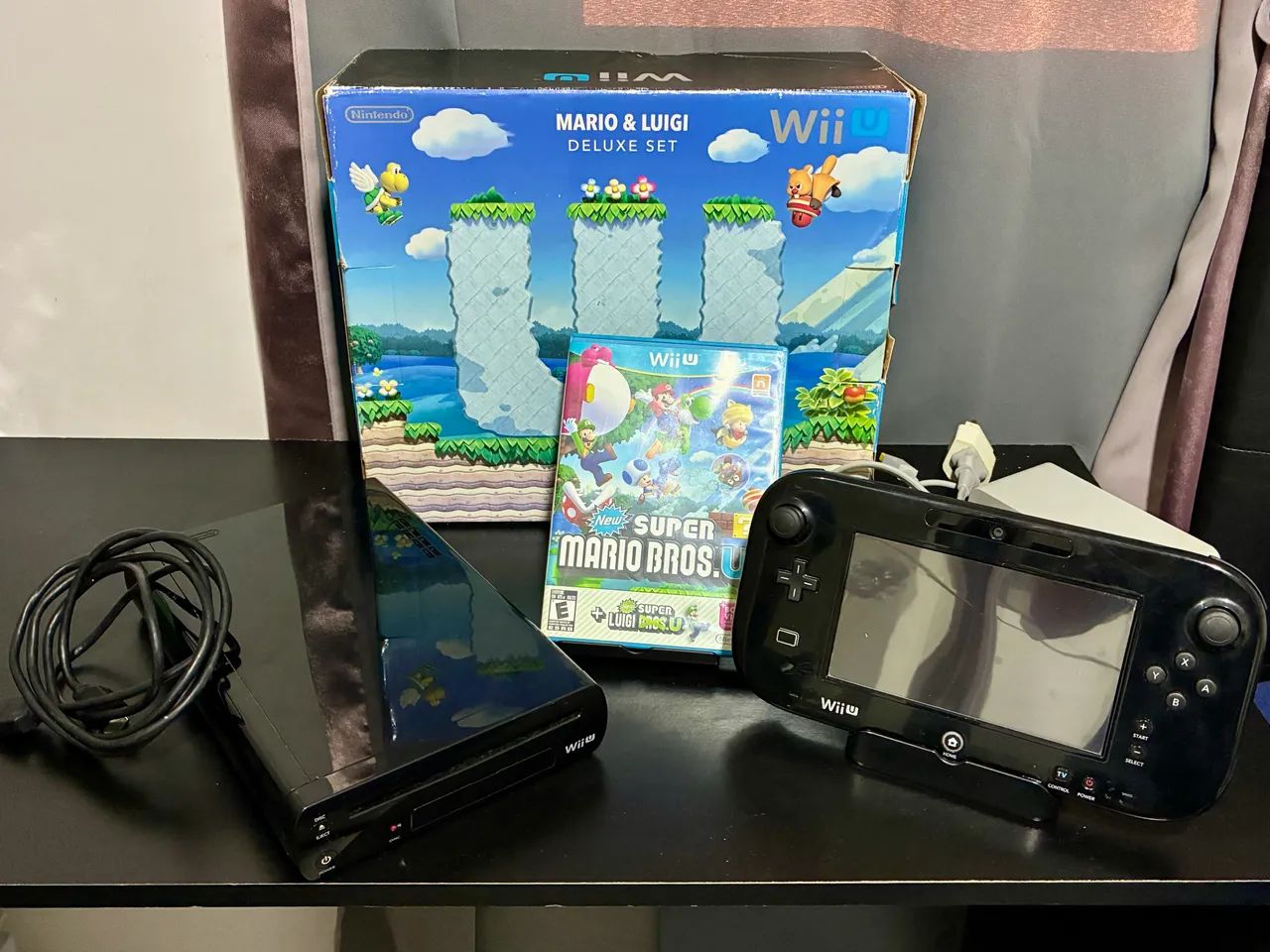 Console Nintendo Wii U Deluxe Set 32GB Preto - Mario & Luigi
