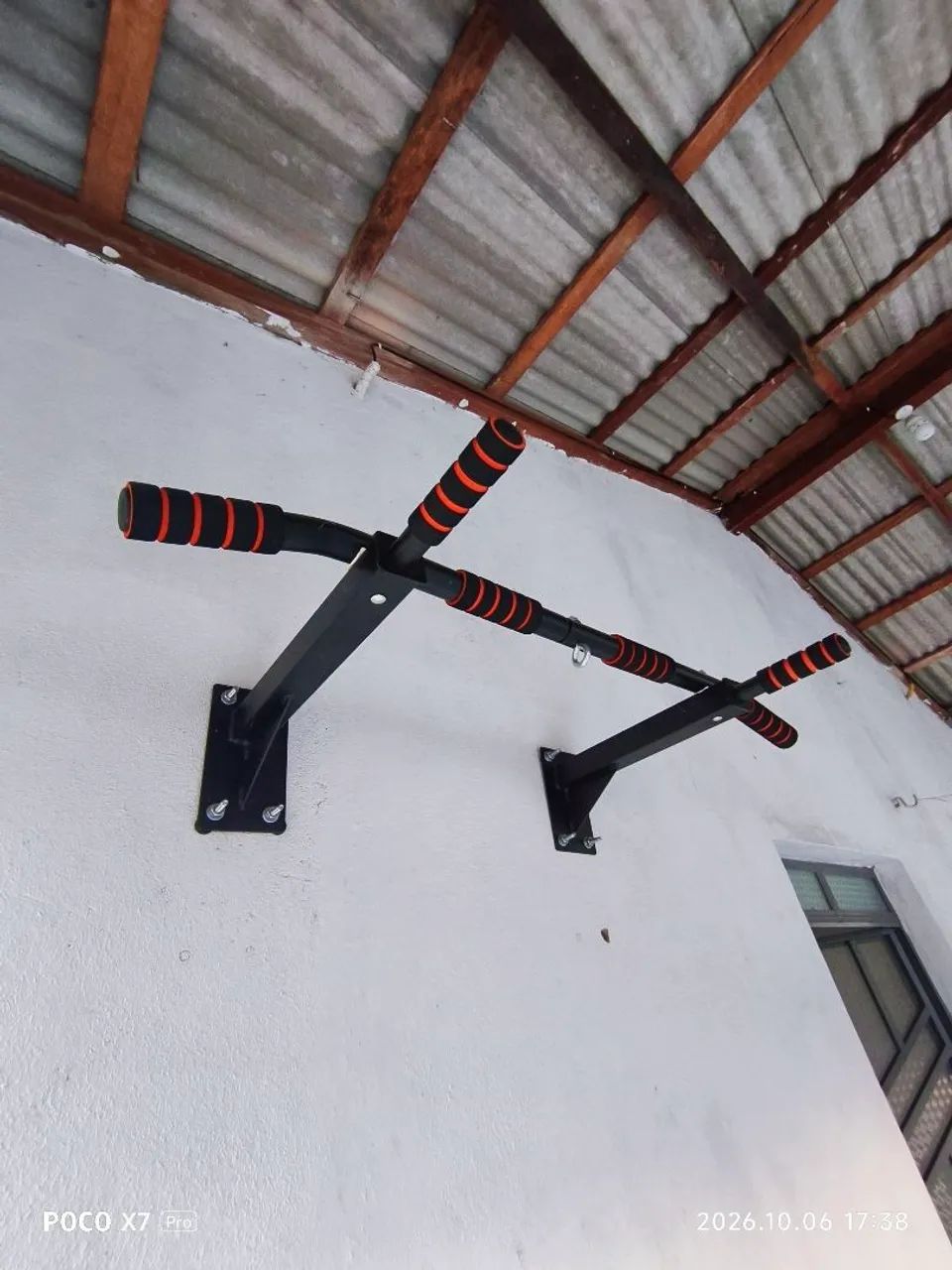 Barra fixa de parede