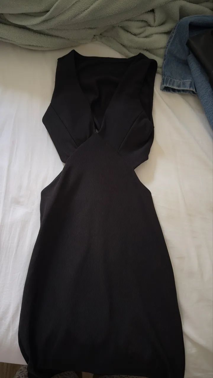 vestido canelado com bojo 