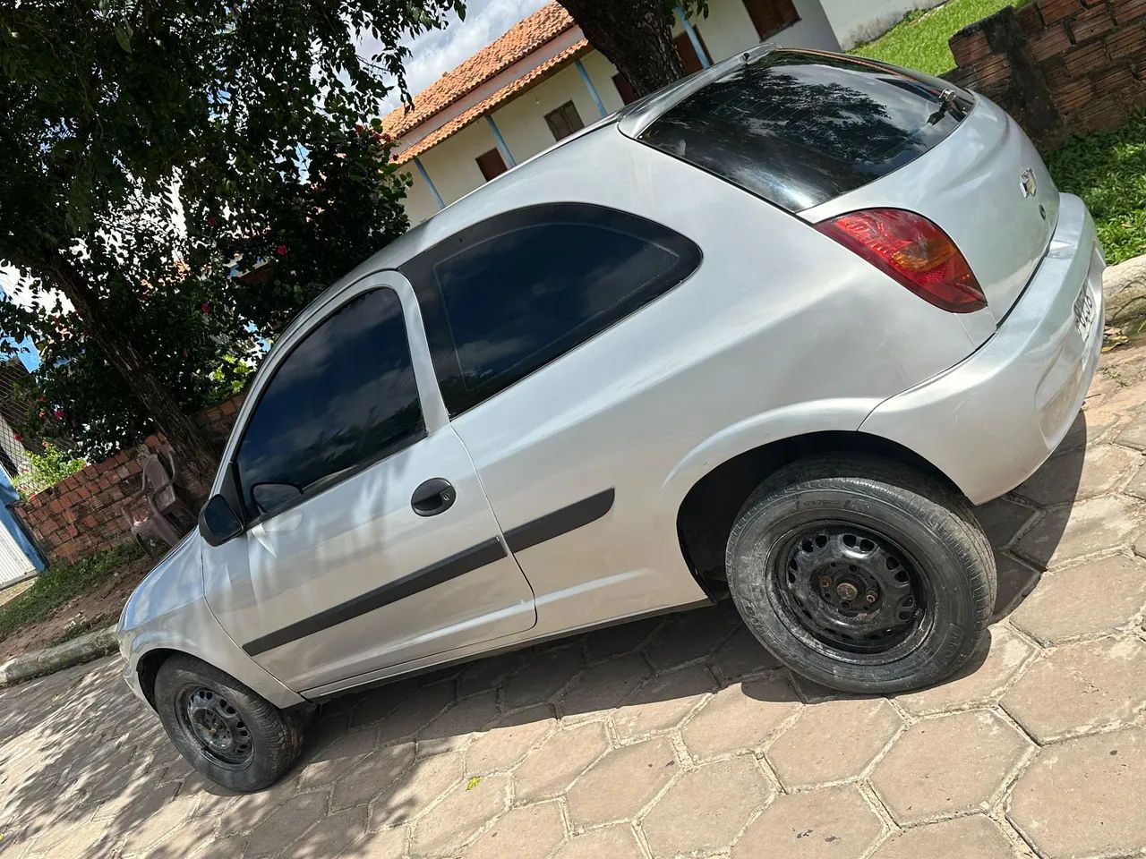 Chevrolet Celta 2001