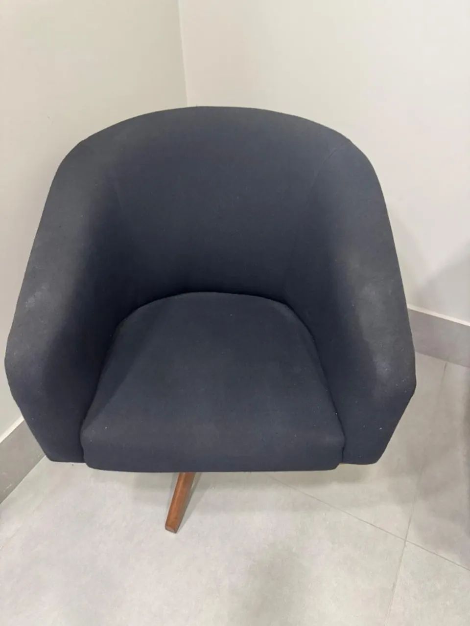 conjunto duas poltronas giratórias - Foto 3