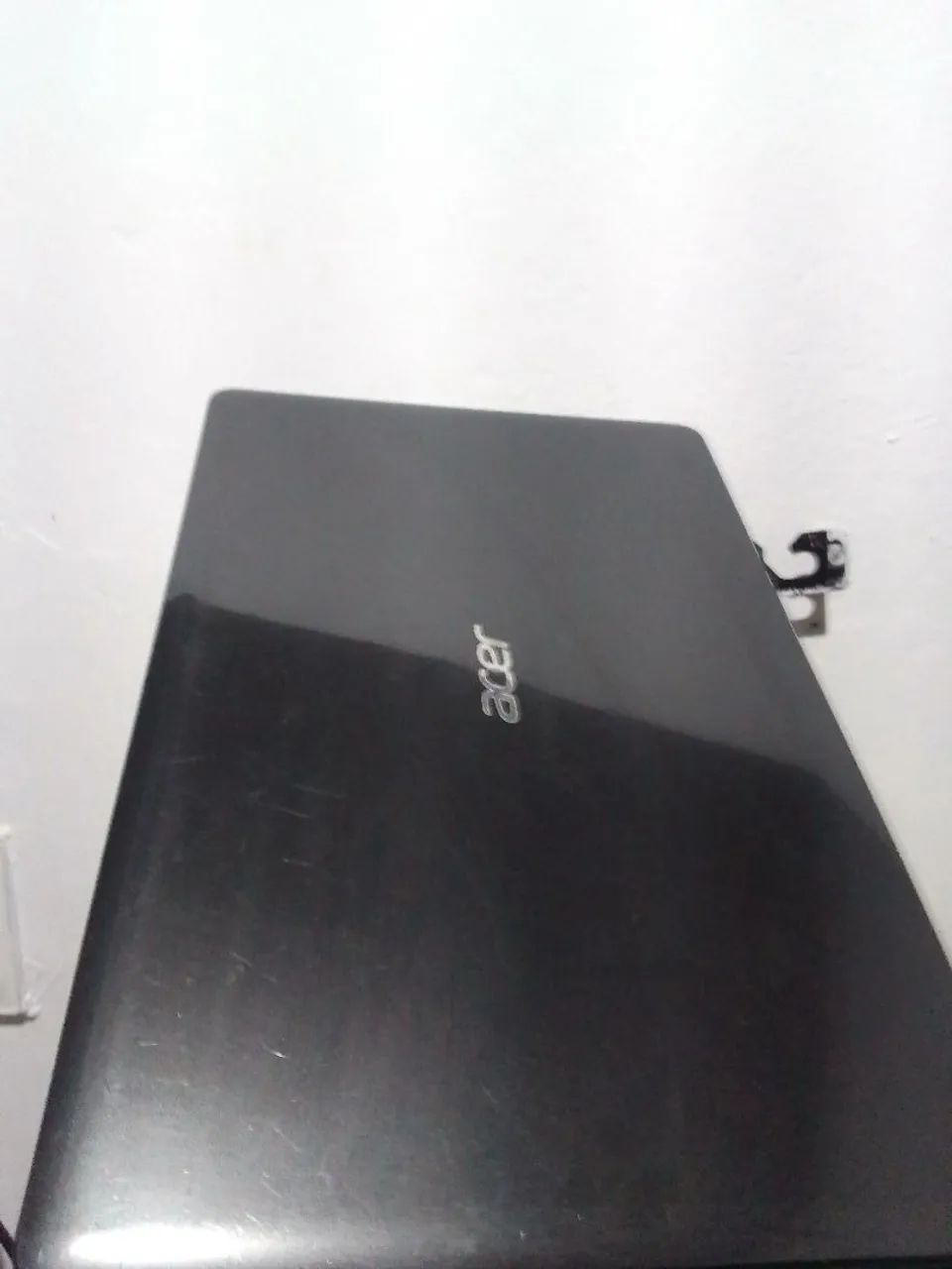 Notebook ACER. 15 polegadas. Core I3. 4 GB de memória. Bateria boa. Funcionando 