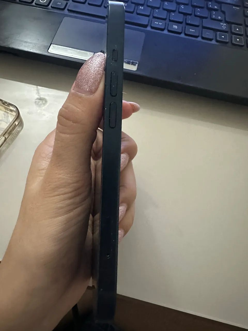 iPhone 13 - 128GB