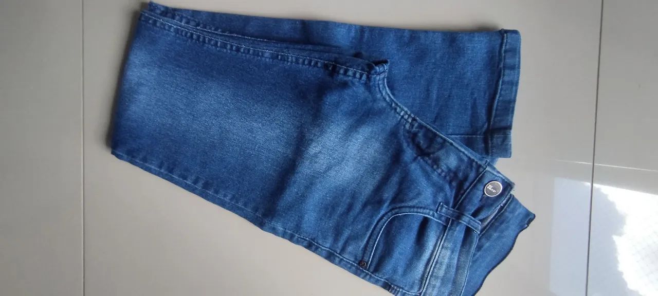 Calça jeans Denim Elastano Tam 10 da Pollice Office - Foto 3