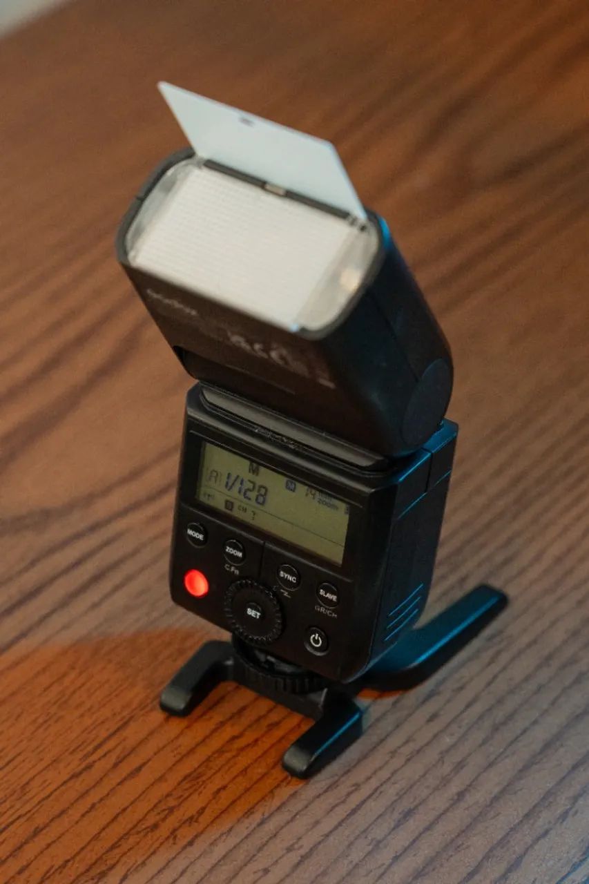Flash Godox V350 para Sony