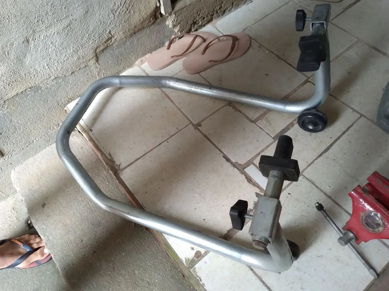 Suporte traseiro universal 