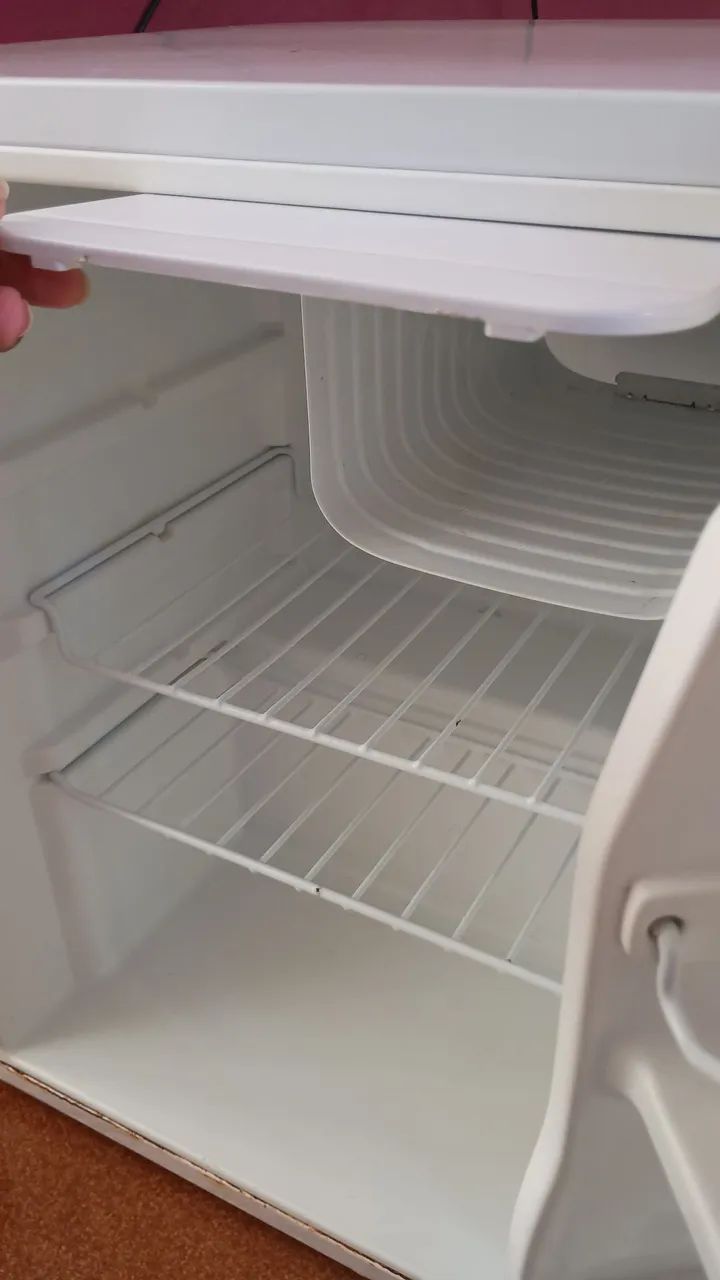 Frigobar usado em BOM ESTADO TEL * - Foto 3