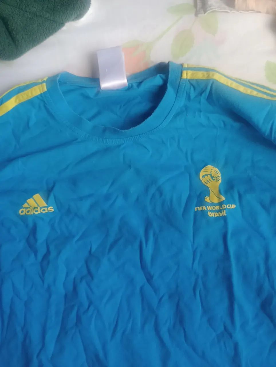 Camisa de voluntário usada da copa - Foto 2