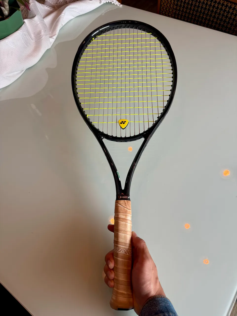 Wilson Blade v9 18x20 L2 - Esportes de Quadra e Ao Ar Livre