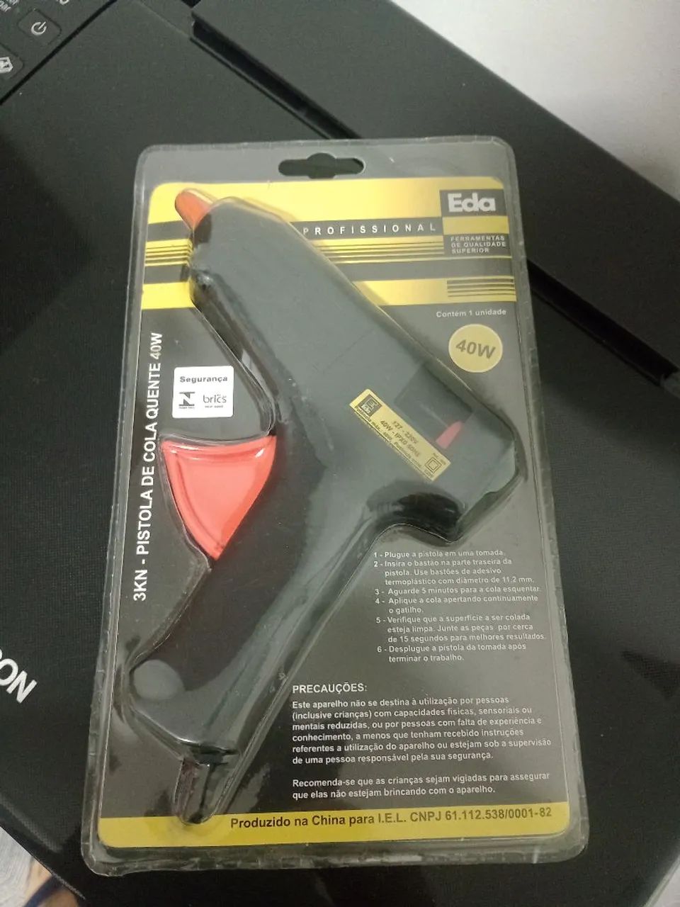 Pistola de Cola Quente Profissional da marca Eda, modelo 3KN