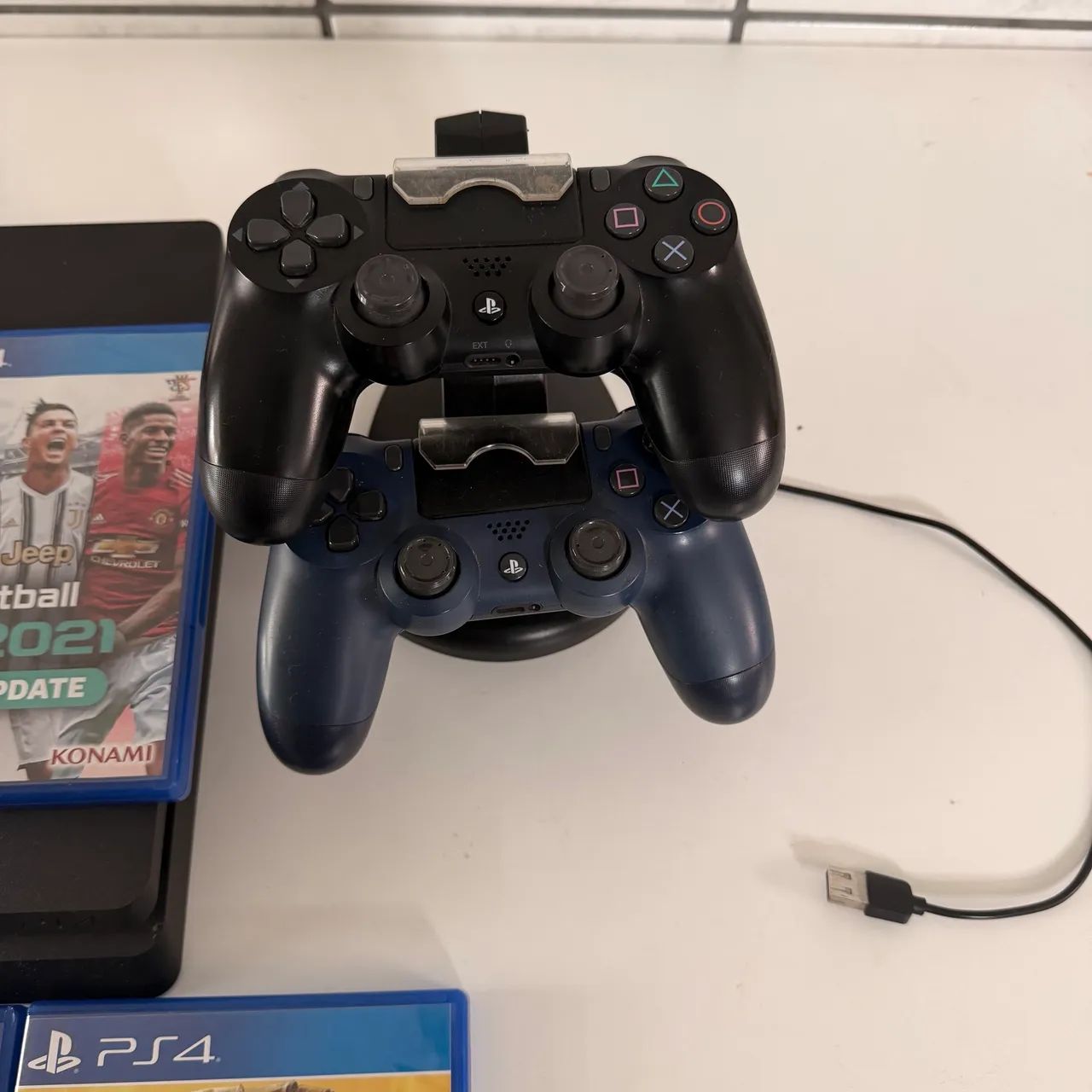 PlayStation 4 - 1 TB - Foto 3