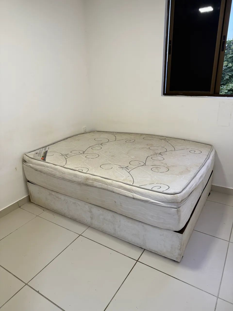 Vendo 2 camas usadas  - Foto 3
