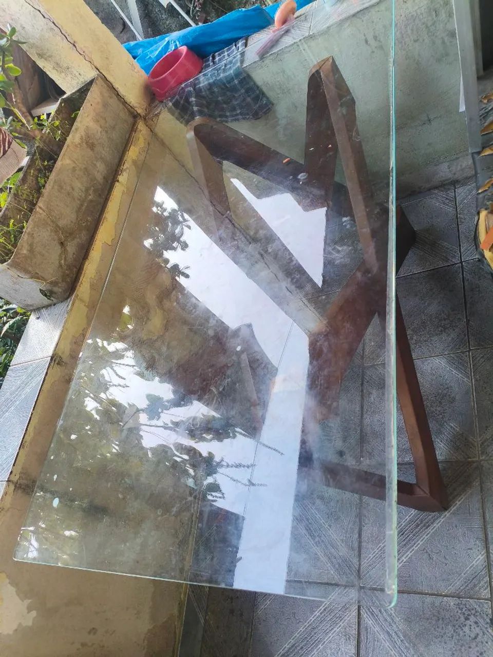 Vende-se mesa de jantar sem as cadeiras vidro temperado ...