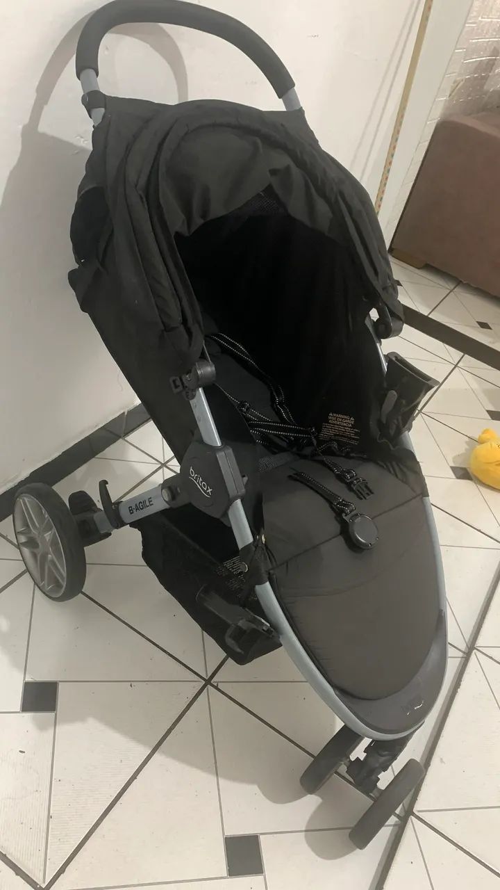 Carrinho Britax B-Agile + Bebê Conforto + Base para Carro - Foto 3