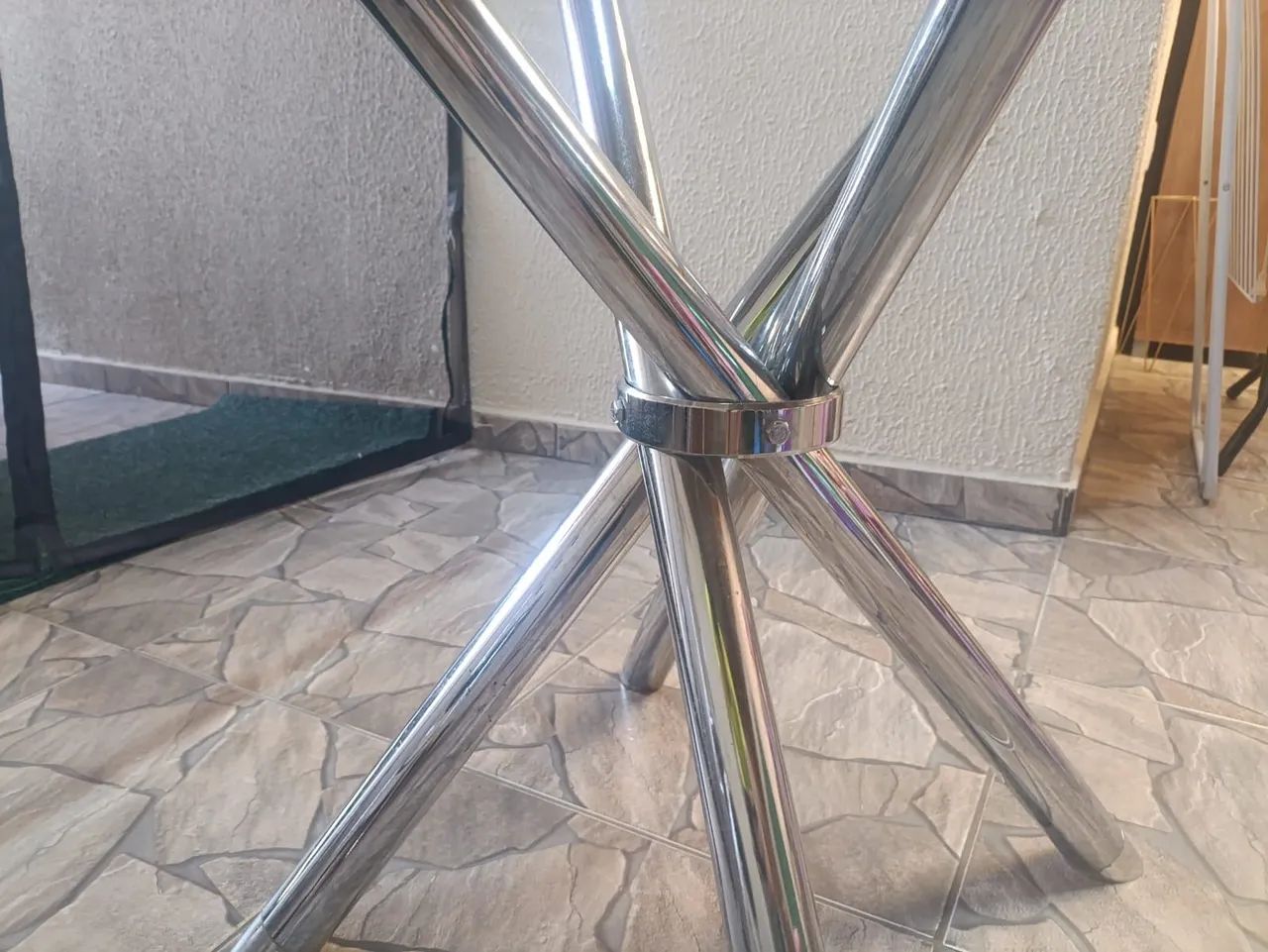 Mesa vidro com 4 cadeiras - Foto 3