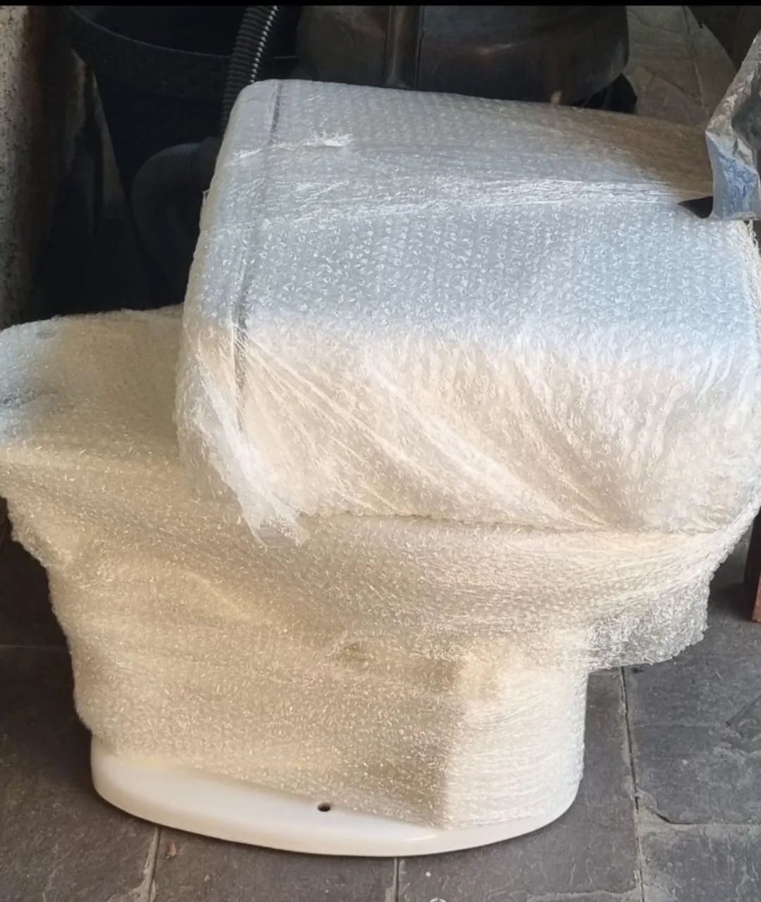 Vendo Vaso sanitário com caixa acoplada Celite Novo  - Foto 3