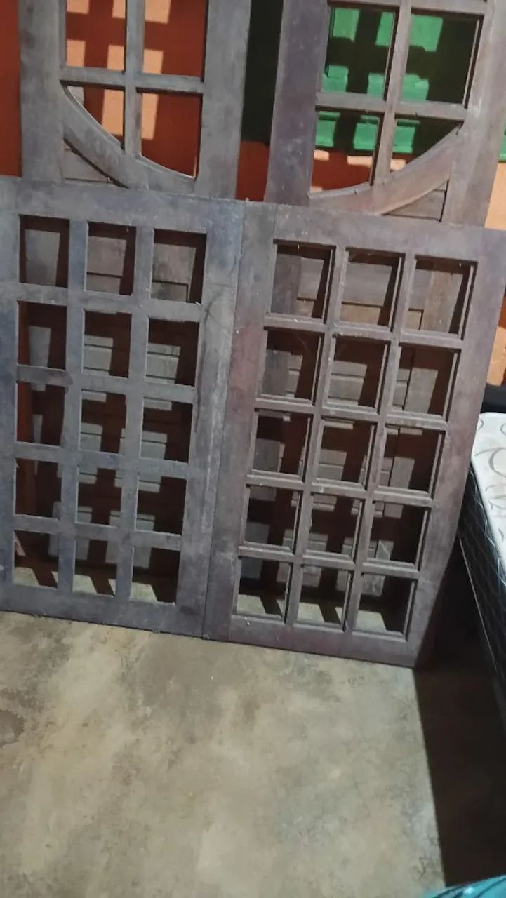 VENDE-SE PORTA E DUAS JANELAS - Foto 2