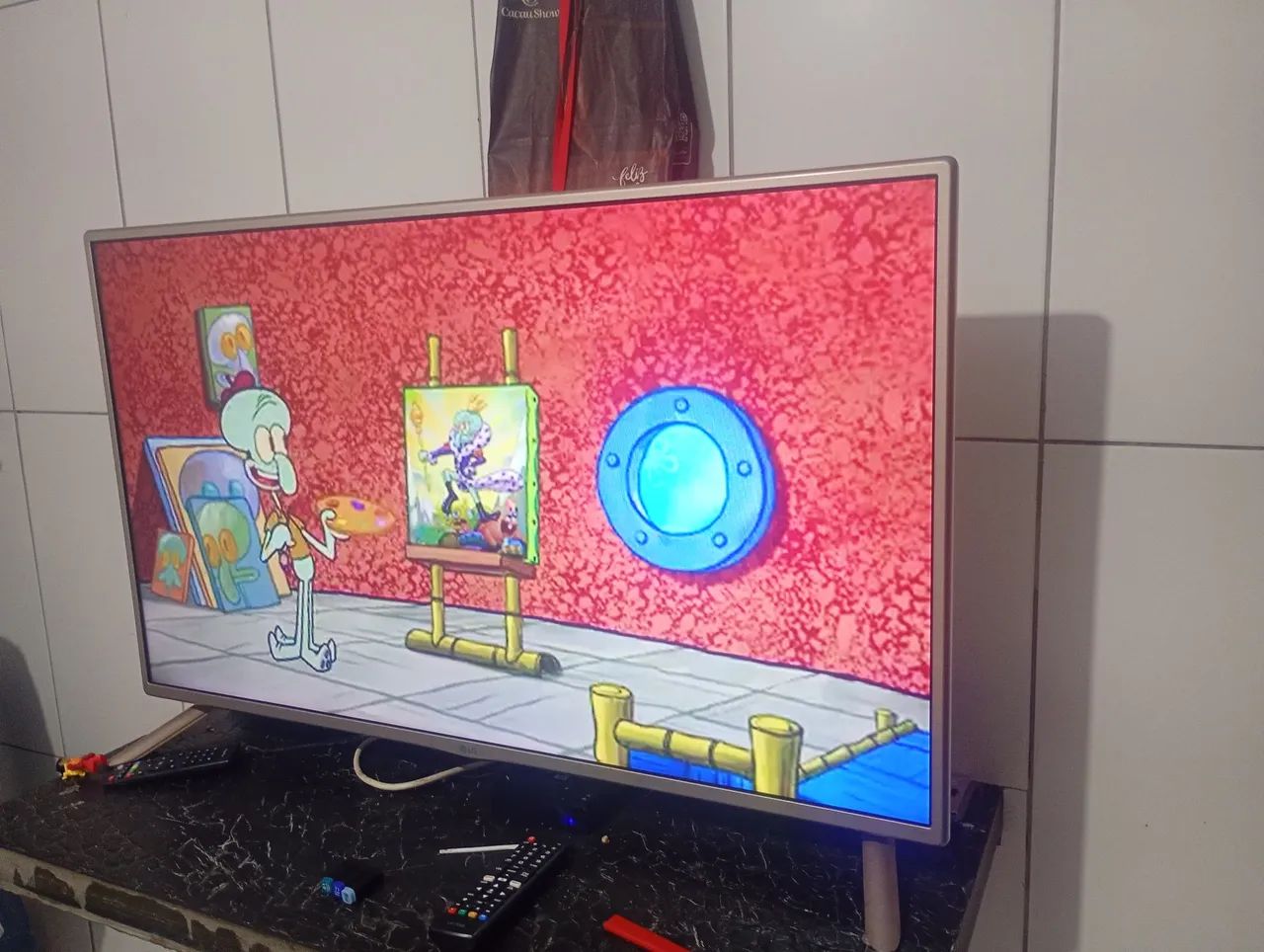Vendo essa tv de 43 polegadas entrego  - Foto 5