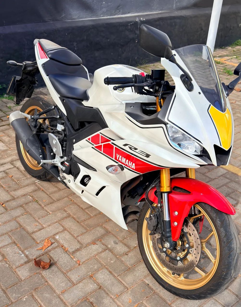 Yamaha R 3  - Foto 3