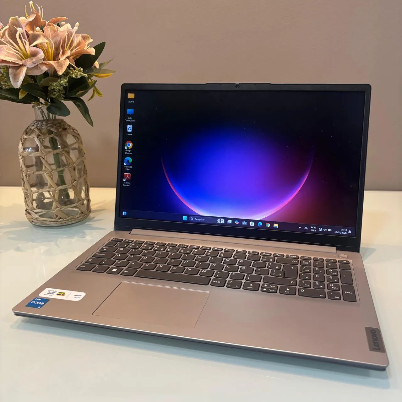 Notebook Lenovo Core i3 11ª 8GB RAM SSD NVMe FullHD Windows 11