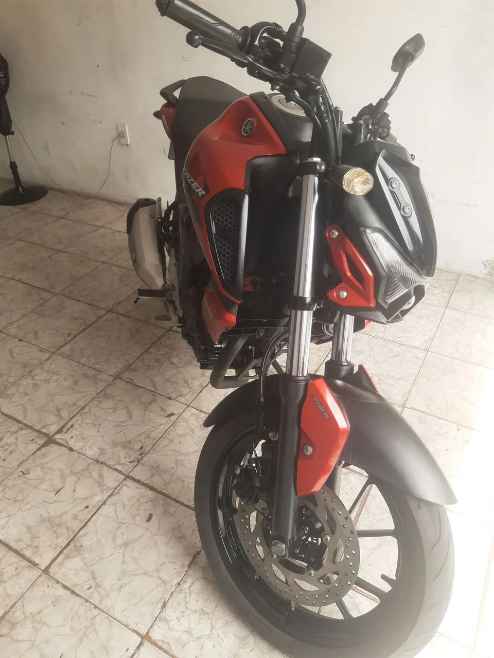 YAMAHA FAZER F15 2024