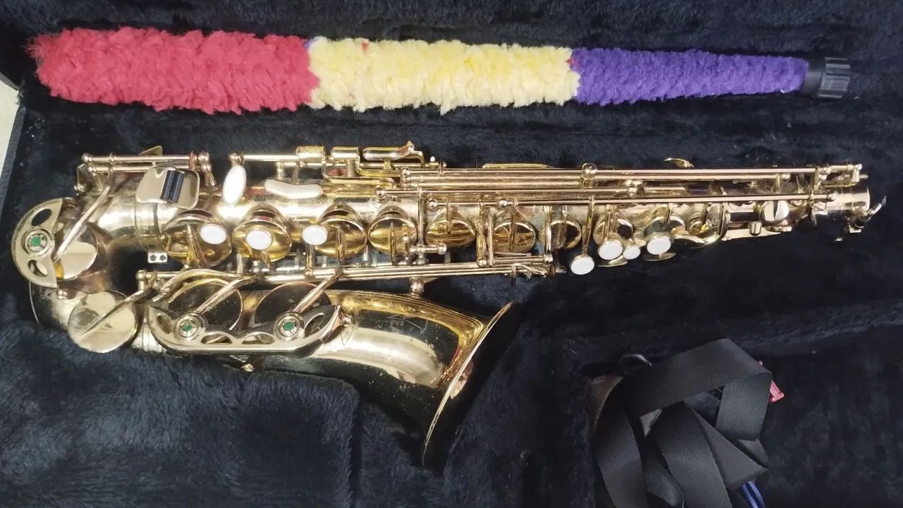 Vendo Sax Alto Eagle  - Foto 2