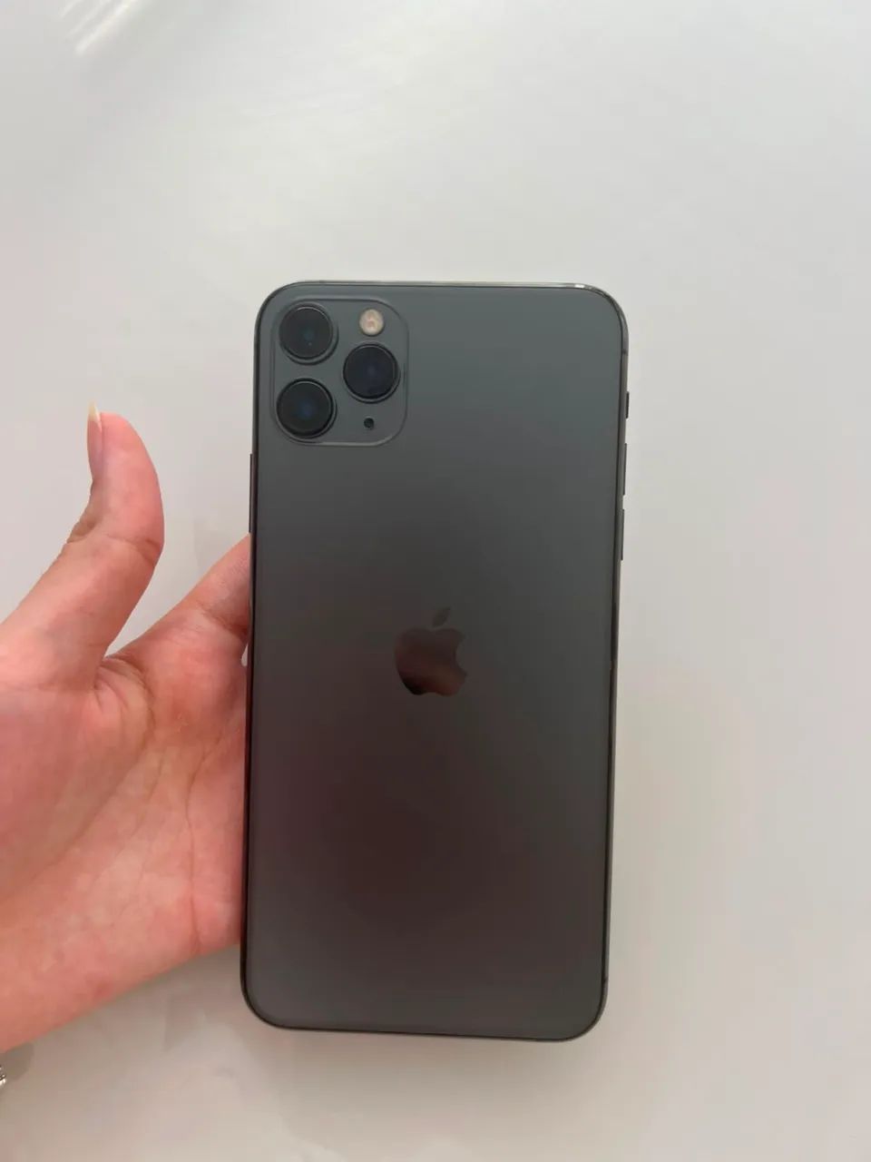 Vende-se iPhone 11 Pro max  - Foto 3