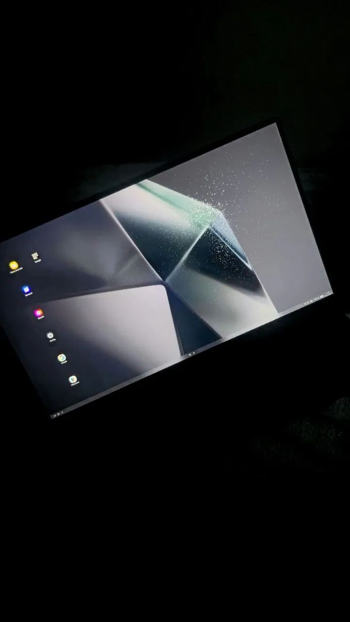 MONITOR PORTÁTIL 4K OLED - Uperfect  - Foto 3