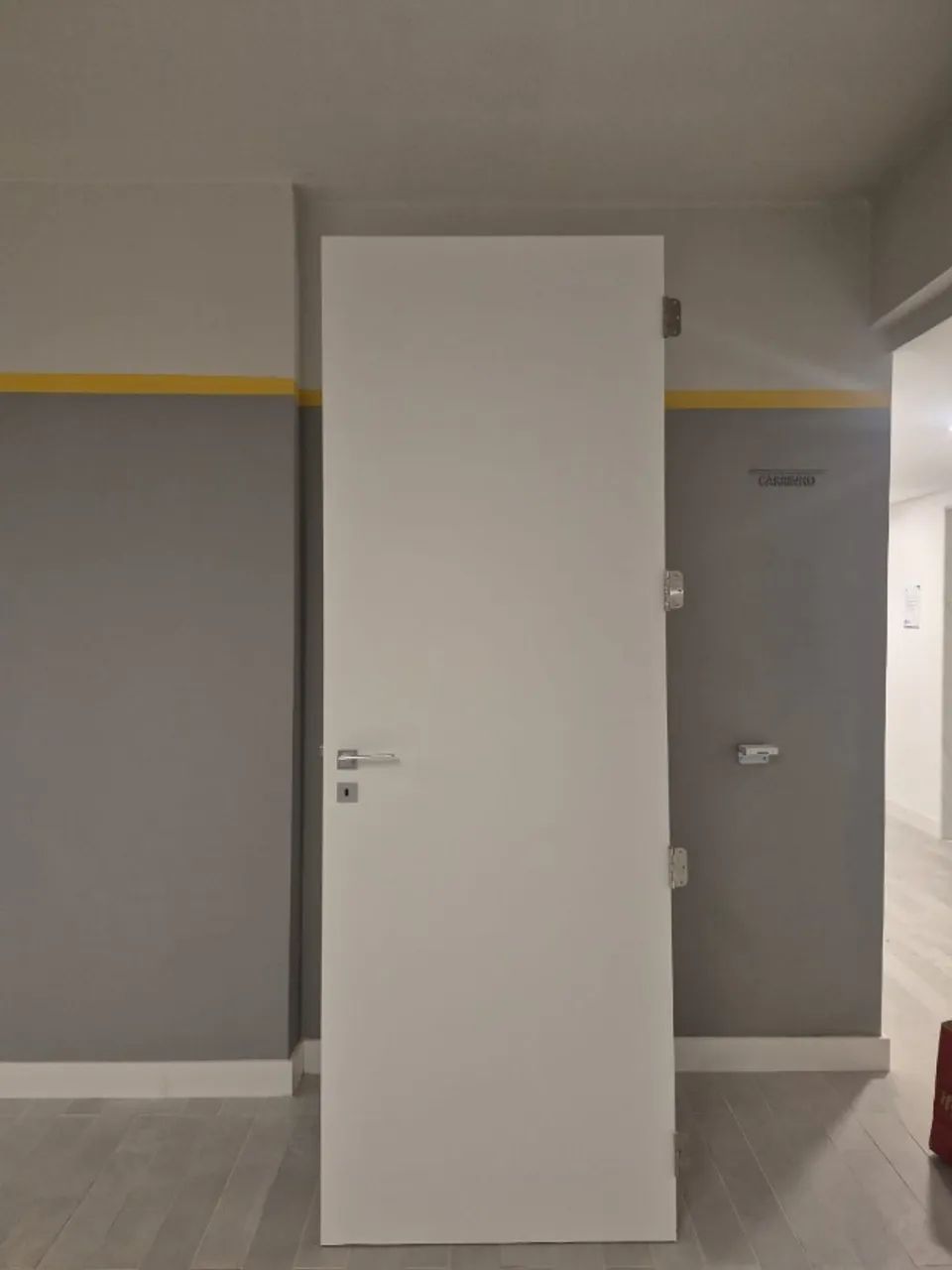 2 Solid Wood Doors, 2.30 x 0.80 m