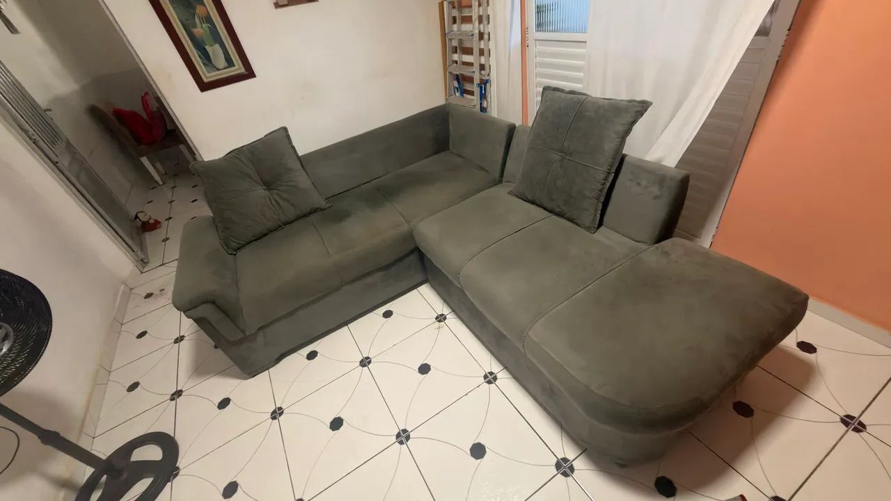 Sofá semi novo - Foto 4