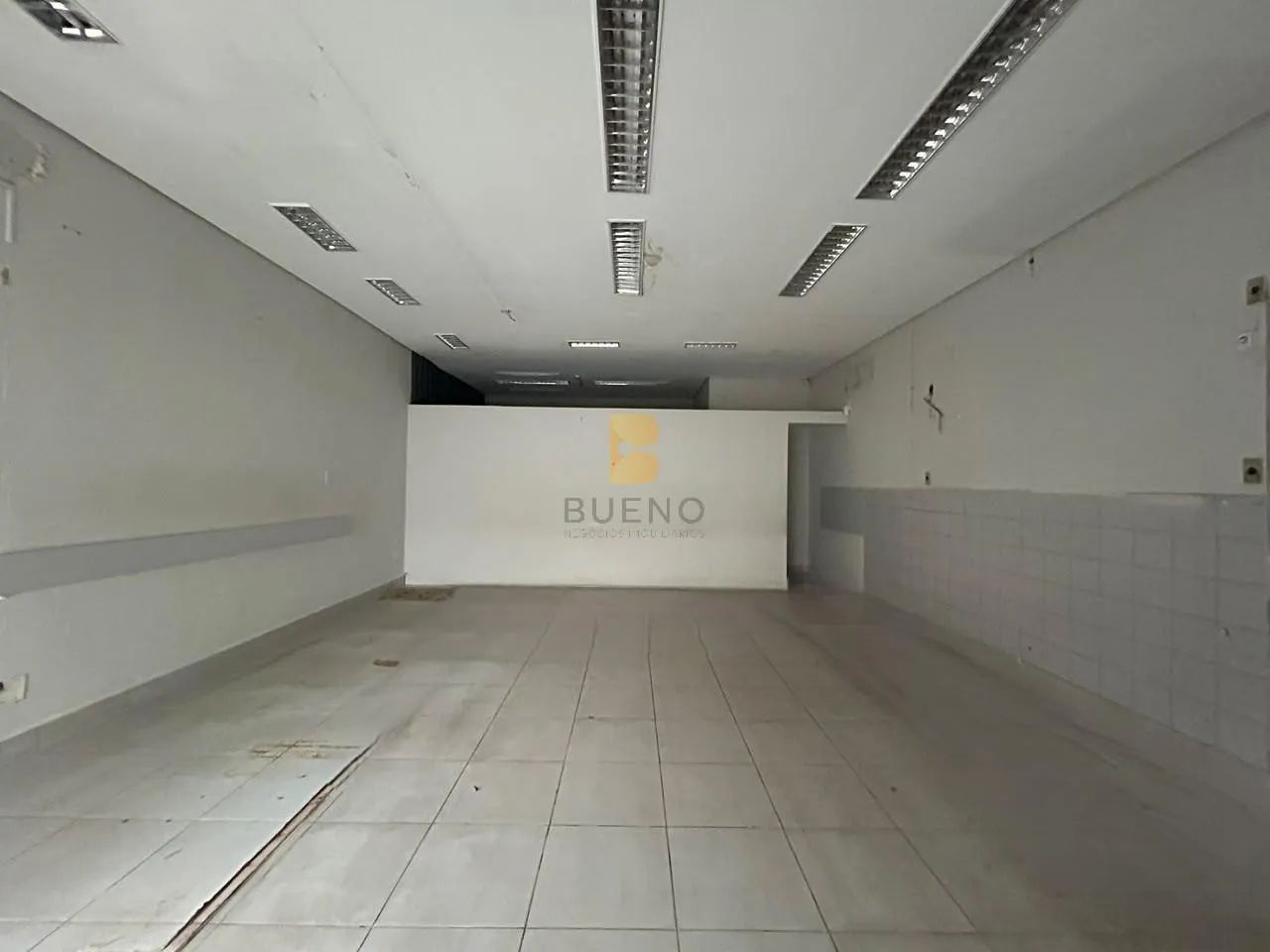 SALA COMERCIAL em Cuiabá - Mato Grosso, Araés - Foto 4