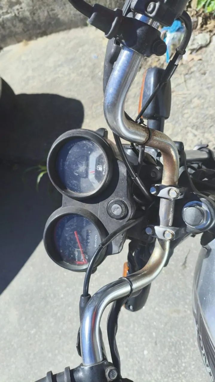 CGTitan 125 ano 2000 - Foto 4