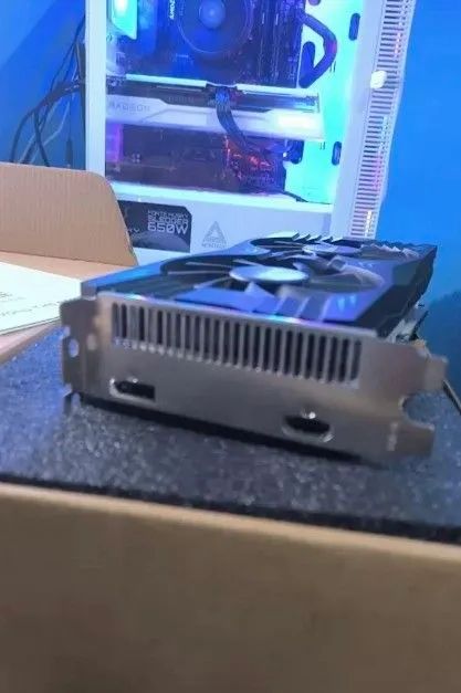 Placa de video perfeita rx580/ 8g - Foto 3