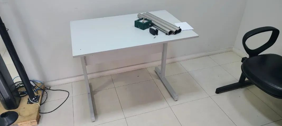 Mesa 1,20x60m 2 UN