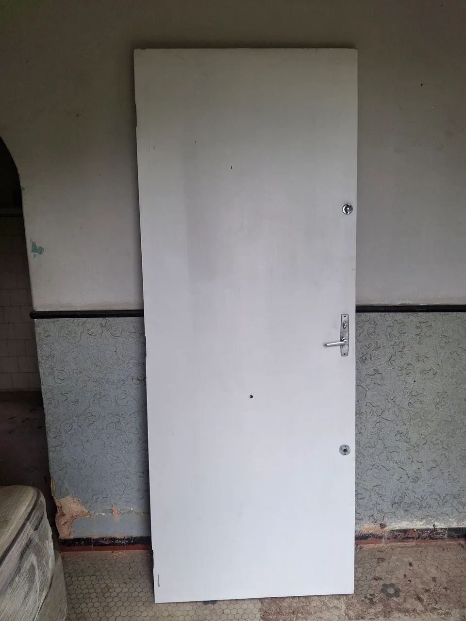 02 portas de madeira medida 2,10 X 0,80 - Foto 2