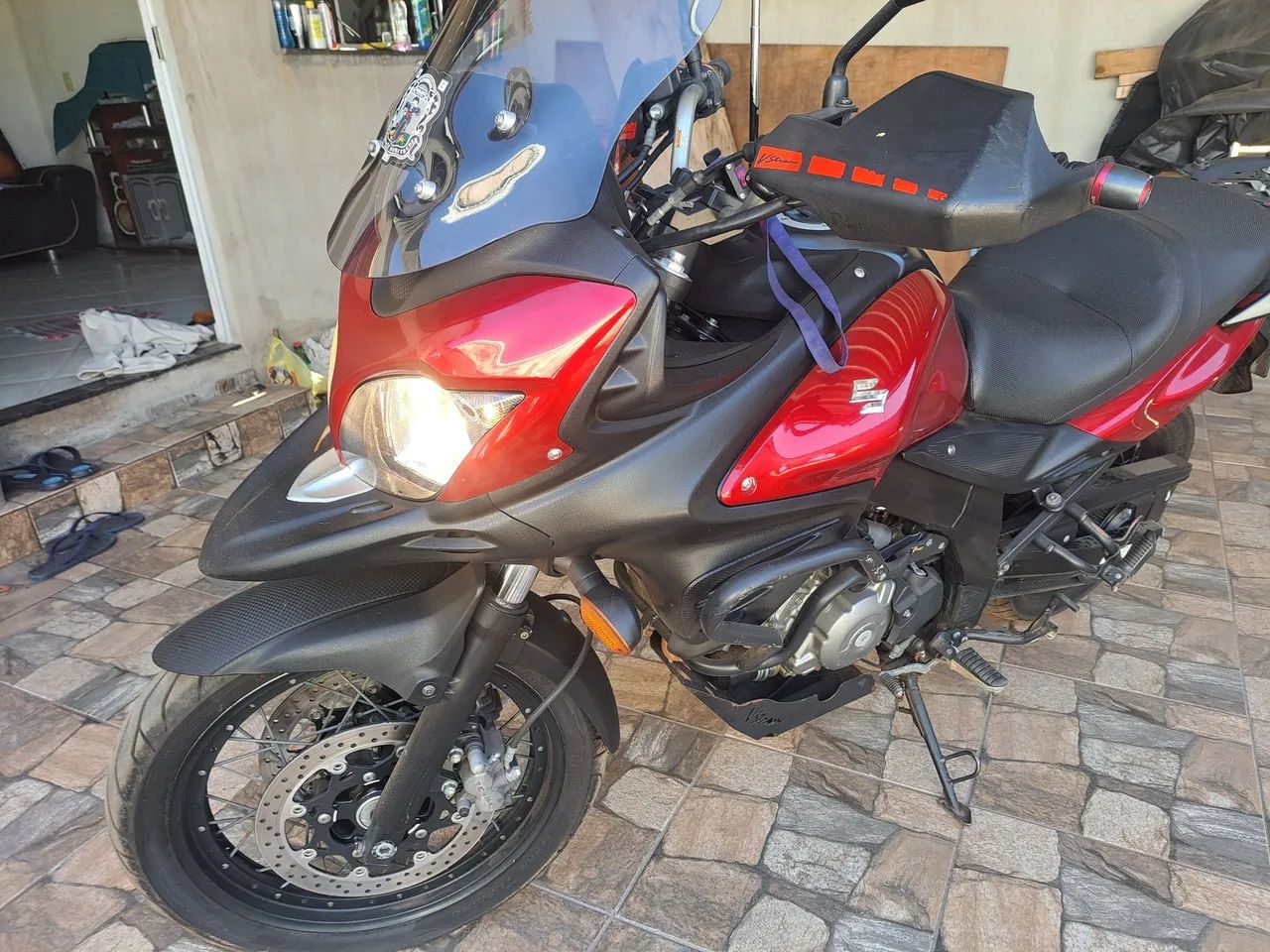 Vende-se moto 