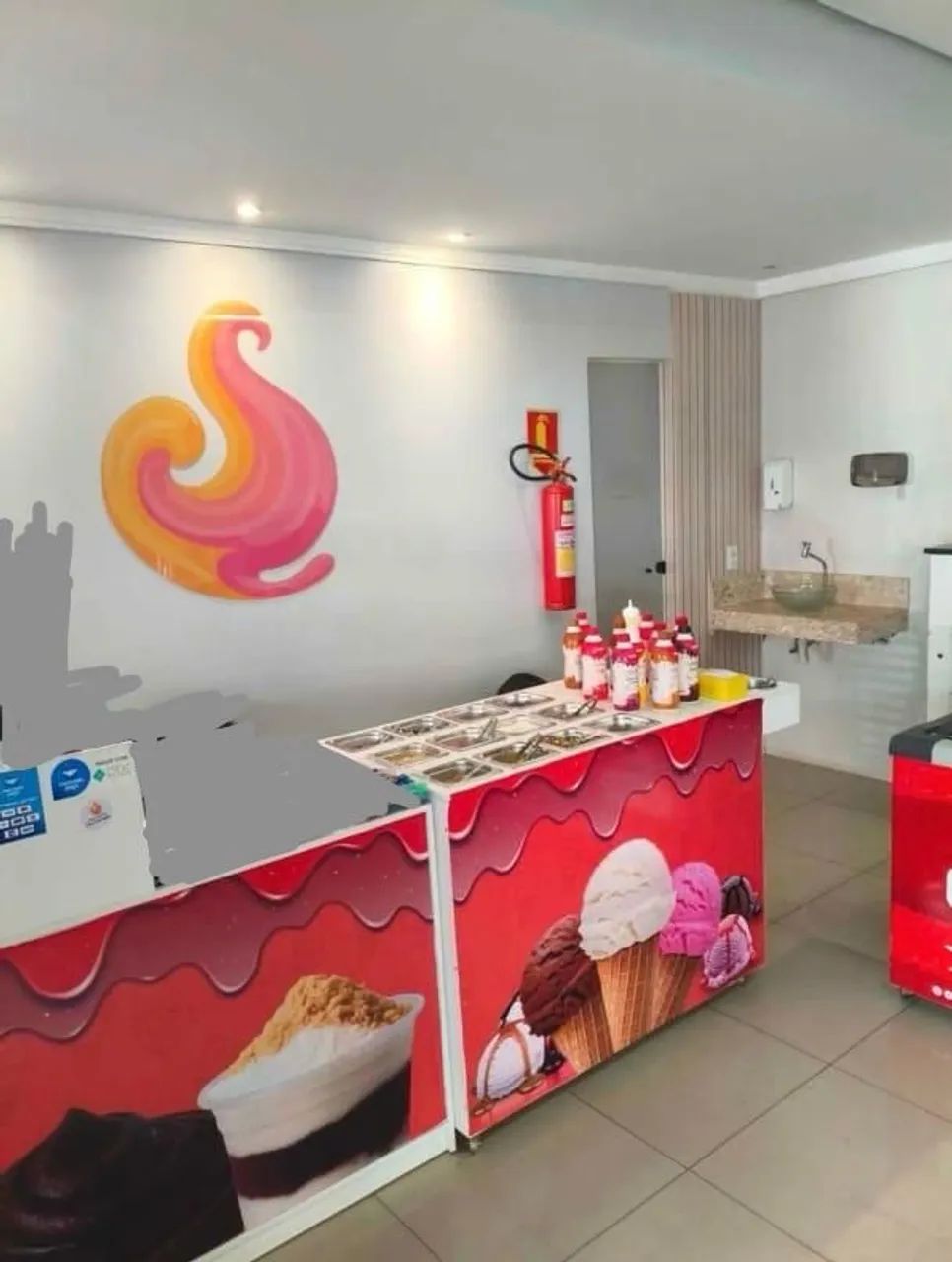 Móveis para Sorveteria Semi-novos