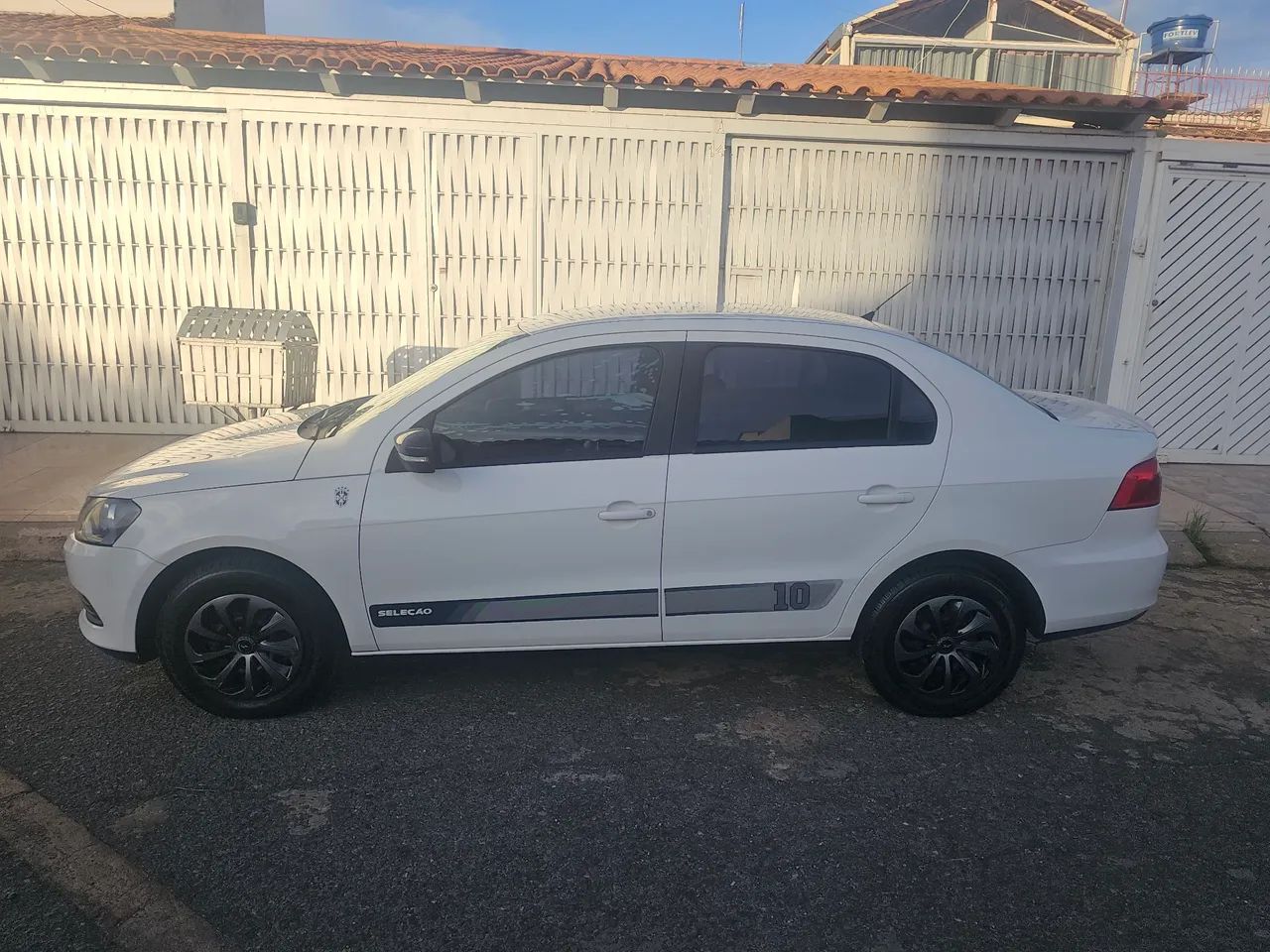 Volkswagen Voyage VOYAGE SELEÇÃO 1.0 Mi Total Flex 8V 4p 2014