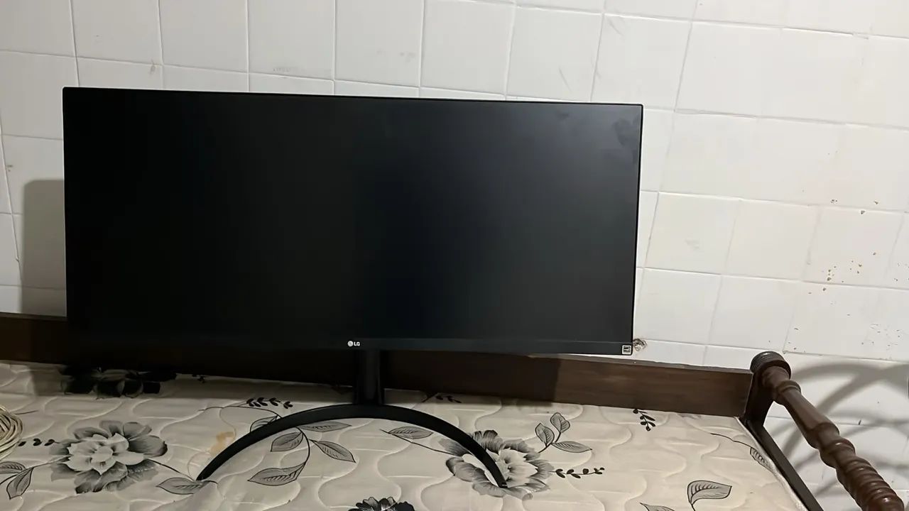 Monitor ultrawide 34 150 reais 