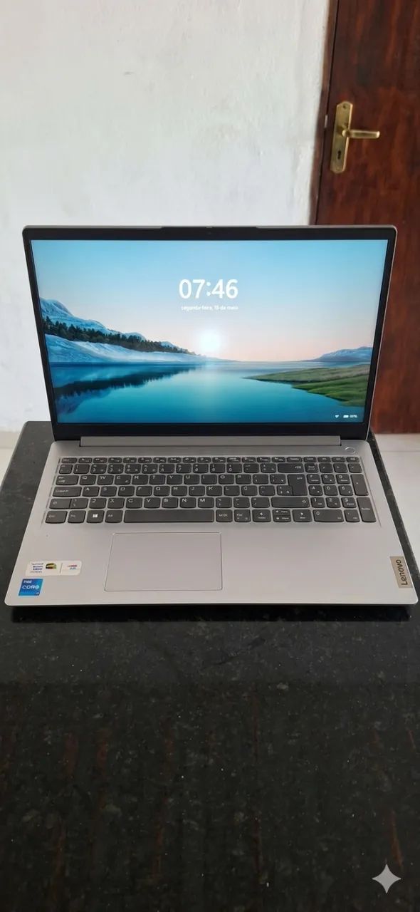 NOTEBOOK LENOVO I3 4GB 256SSD WIN CINZA WIN 11 - Notebooks