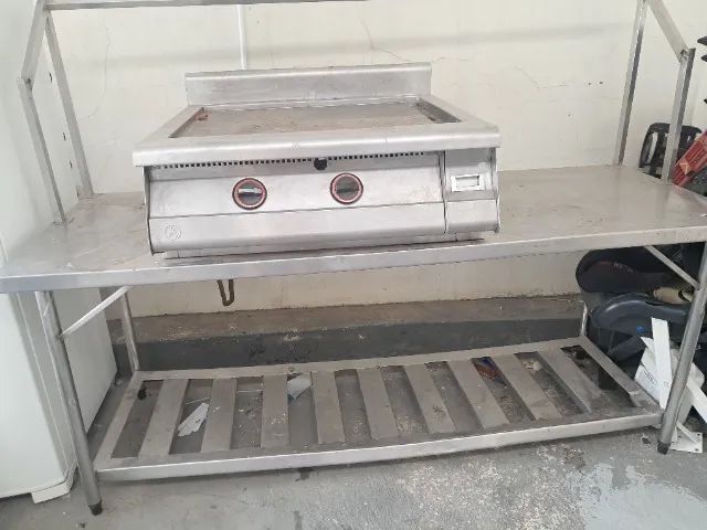 Chapa e mesa inox