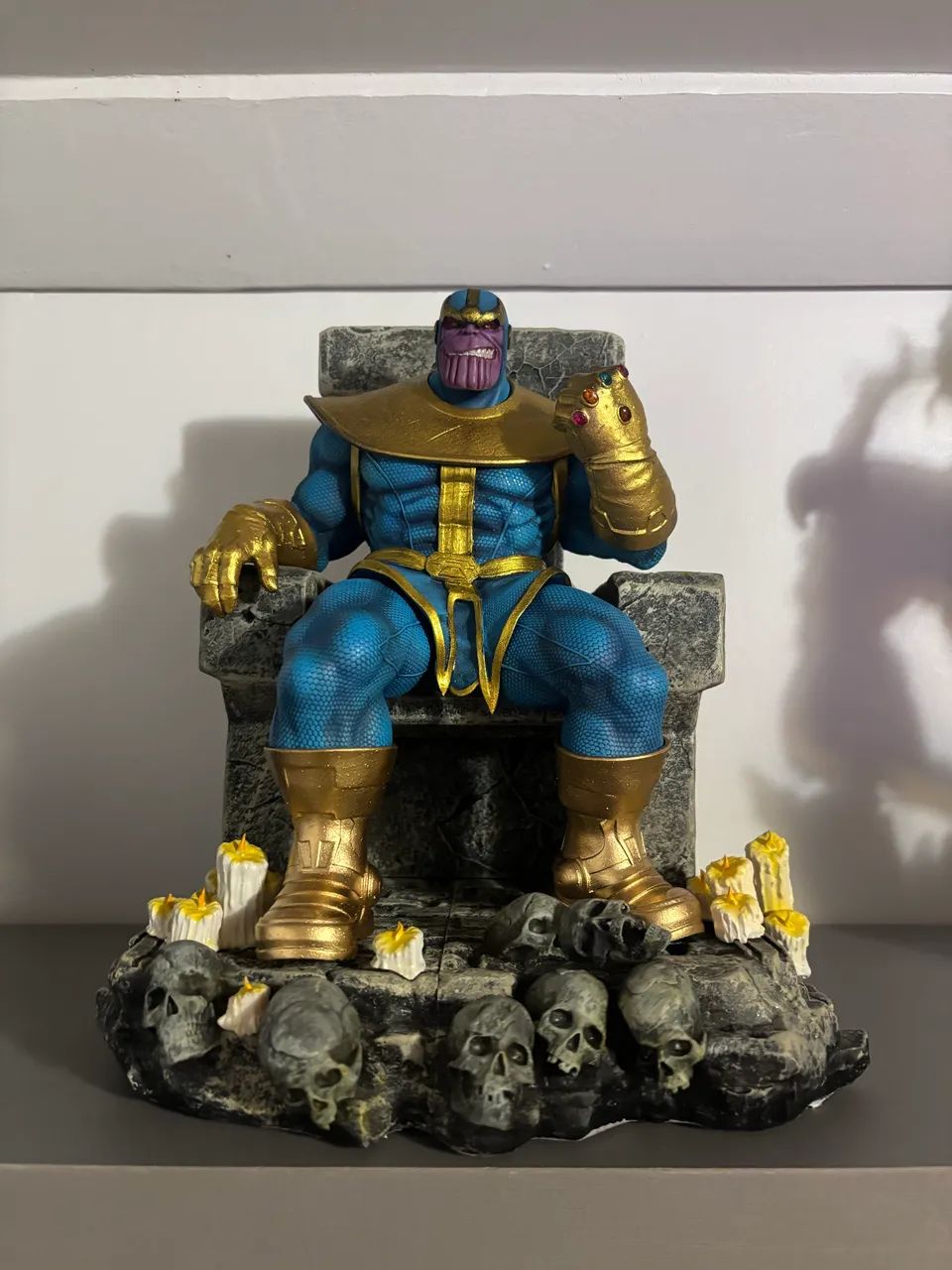 Thanos no Trono Custom 1/8